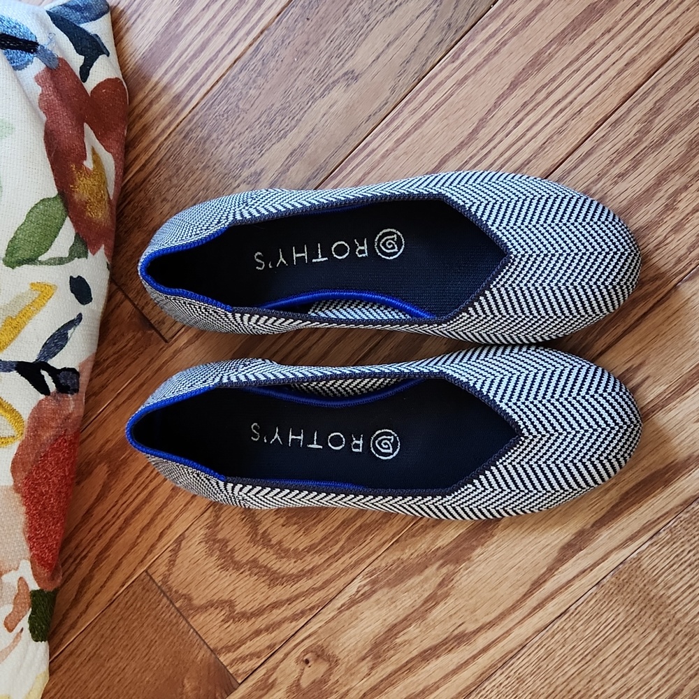 Rothys chevron flats